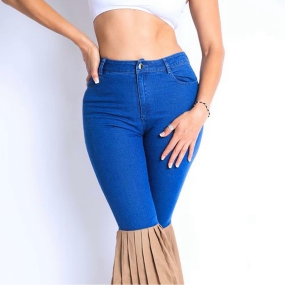 Blue Denim Pleated Bell Bottom Pants Size Large - Picture 4 of 8